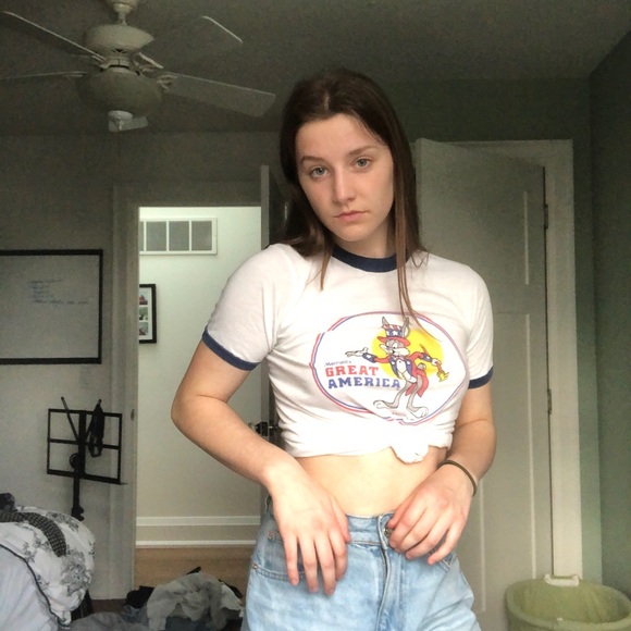 Super cool top - Picture 2 of 2